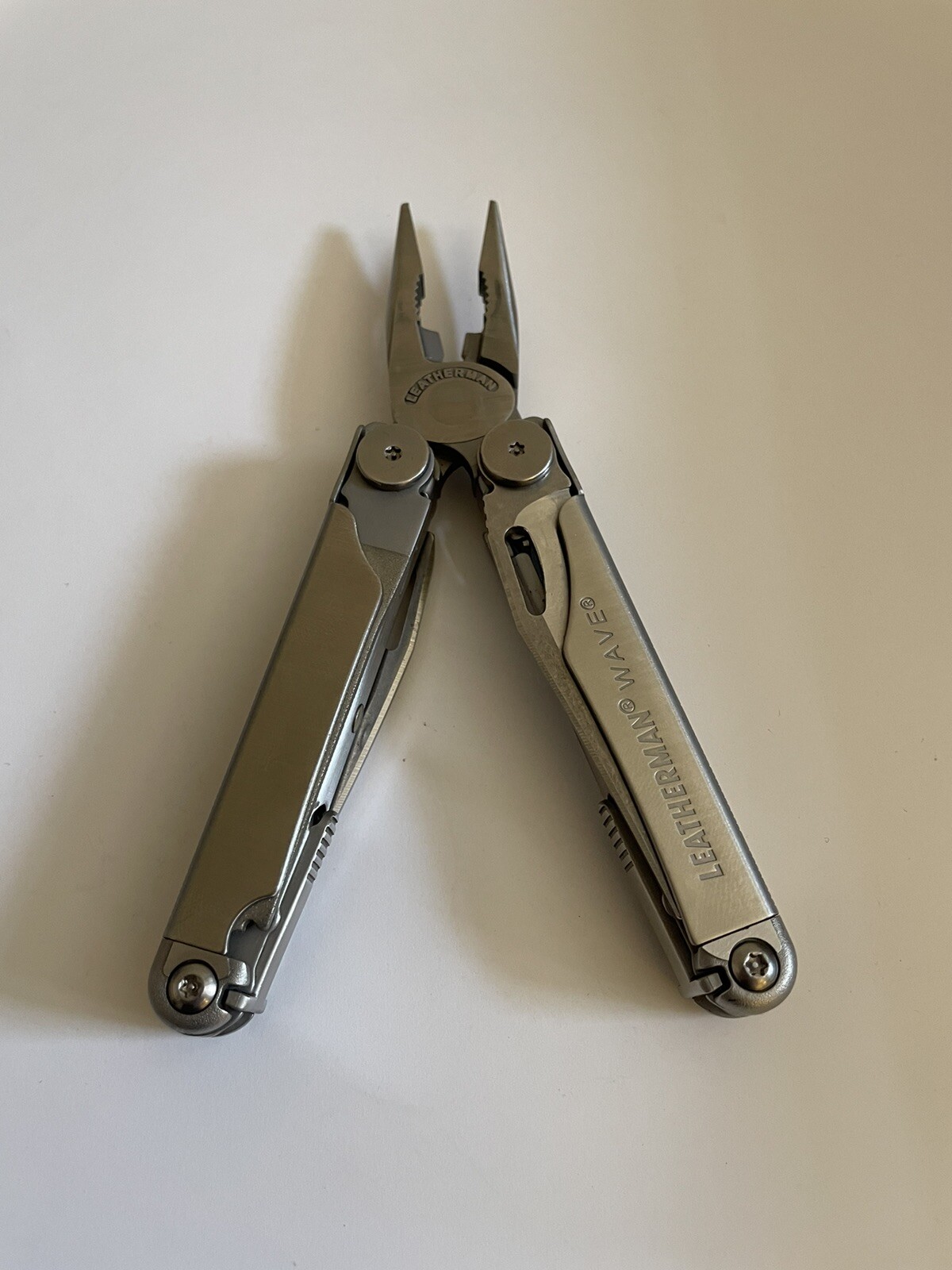 Leatherman Wave 2nd Generation Multi-tool NEW