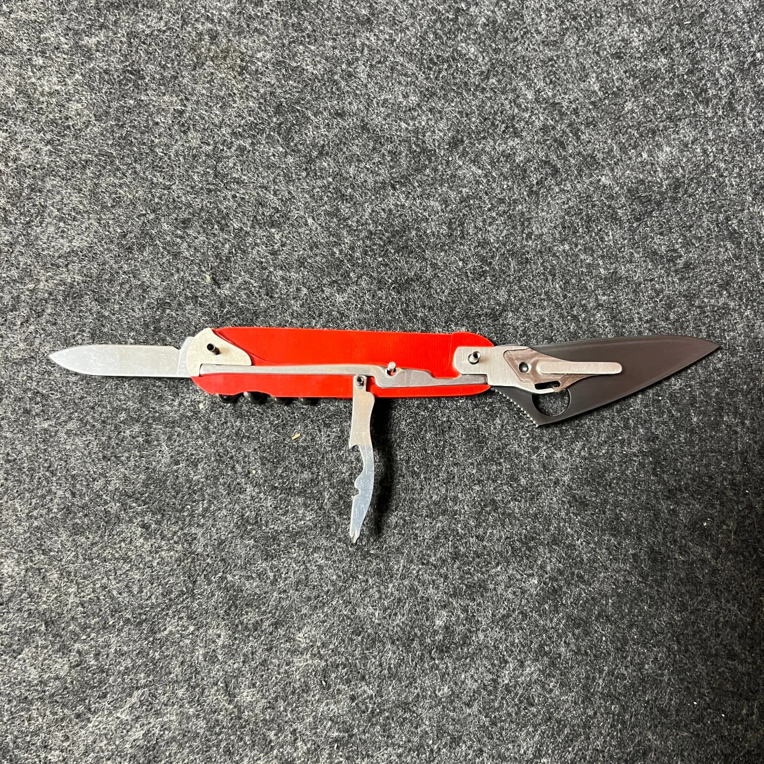 Scalpel Handle with Thumb Hole Fit #36 Blade For 91mm Victorinox SAK MOD