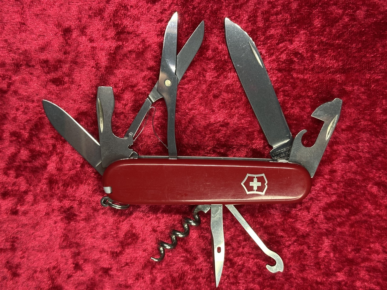 Victorinox Climber Red Swiss Army Knife 11 Tool 3 Layer Random Pick (183)