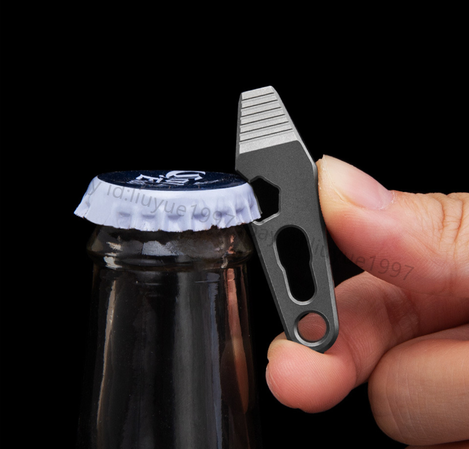 Mini Titanium Keychain Pry Bar Crowbar Necklace Pendant Pocket EDC Tool Outdoor