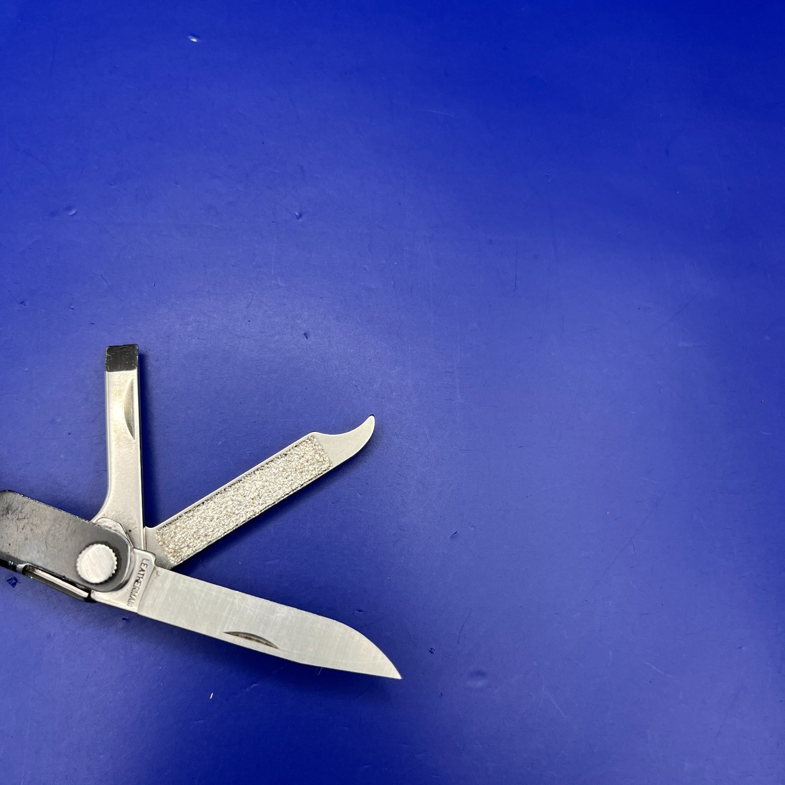 Leatherman Micra Multi-Tool Knife, Scissors- Bladk