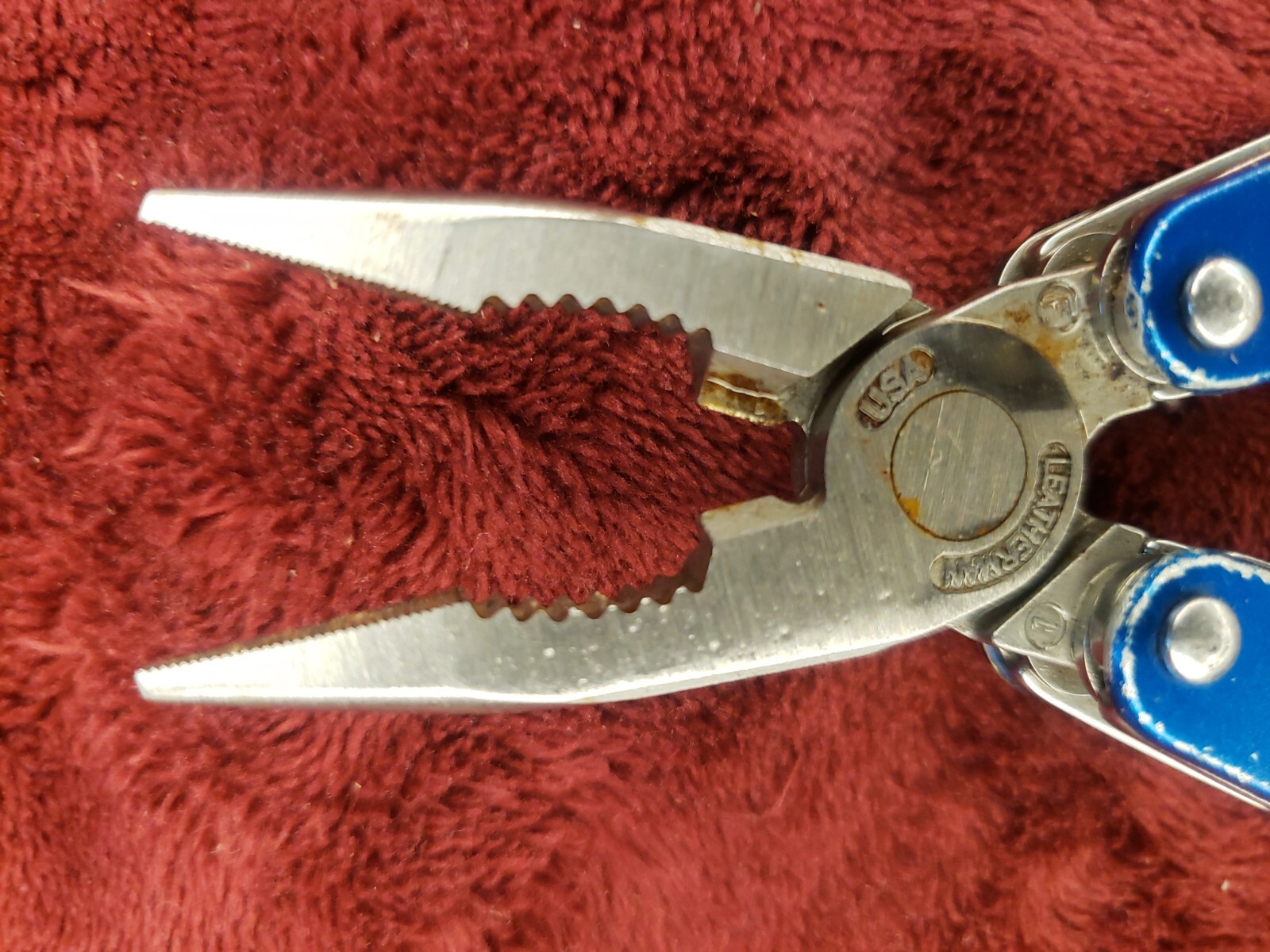 Leatherman Juice CS4 Multi-Tool Stainless Pliers Multi Tool Read