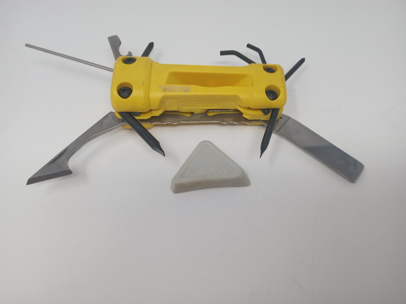 Multi Tool 11 Tools In One Screwdrivers Knives And More