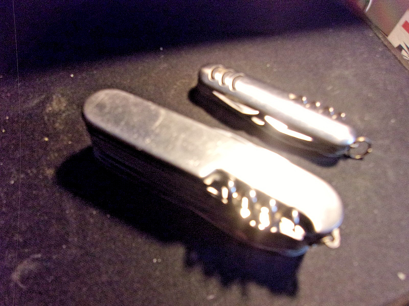 7 PIECE TOOL & 12 PIECE TOOL UTILITY POCKET KNIFE STAINLESS