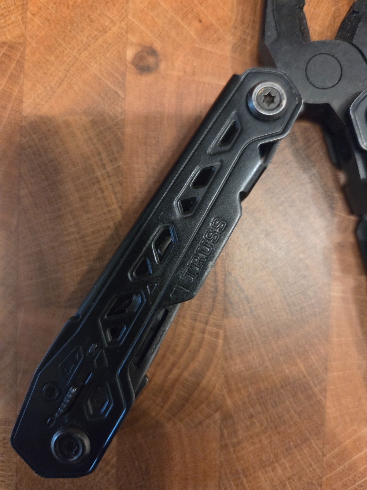 Gerber Truss 17-in-1 Tactical Multi Tool EDC Needle Nose Pliers
