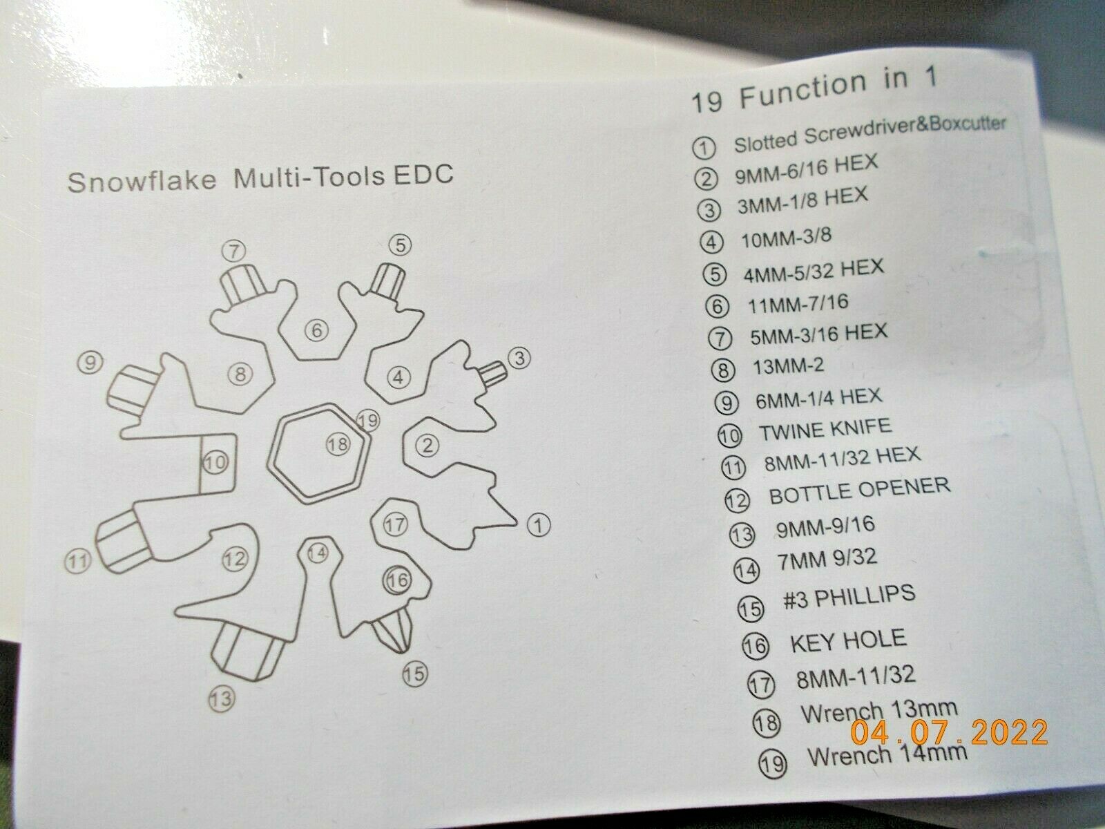 New Keyring EDC Snowflake 19-in-1 Multitool w/Description, Pouch, Box, Carabiner