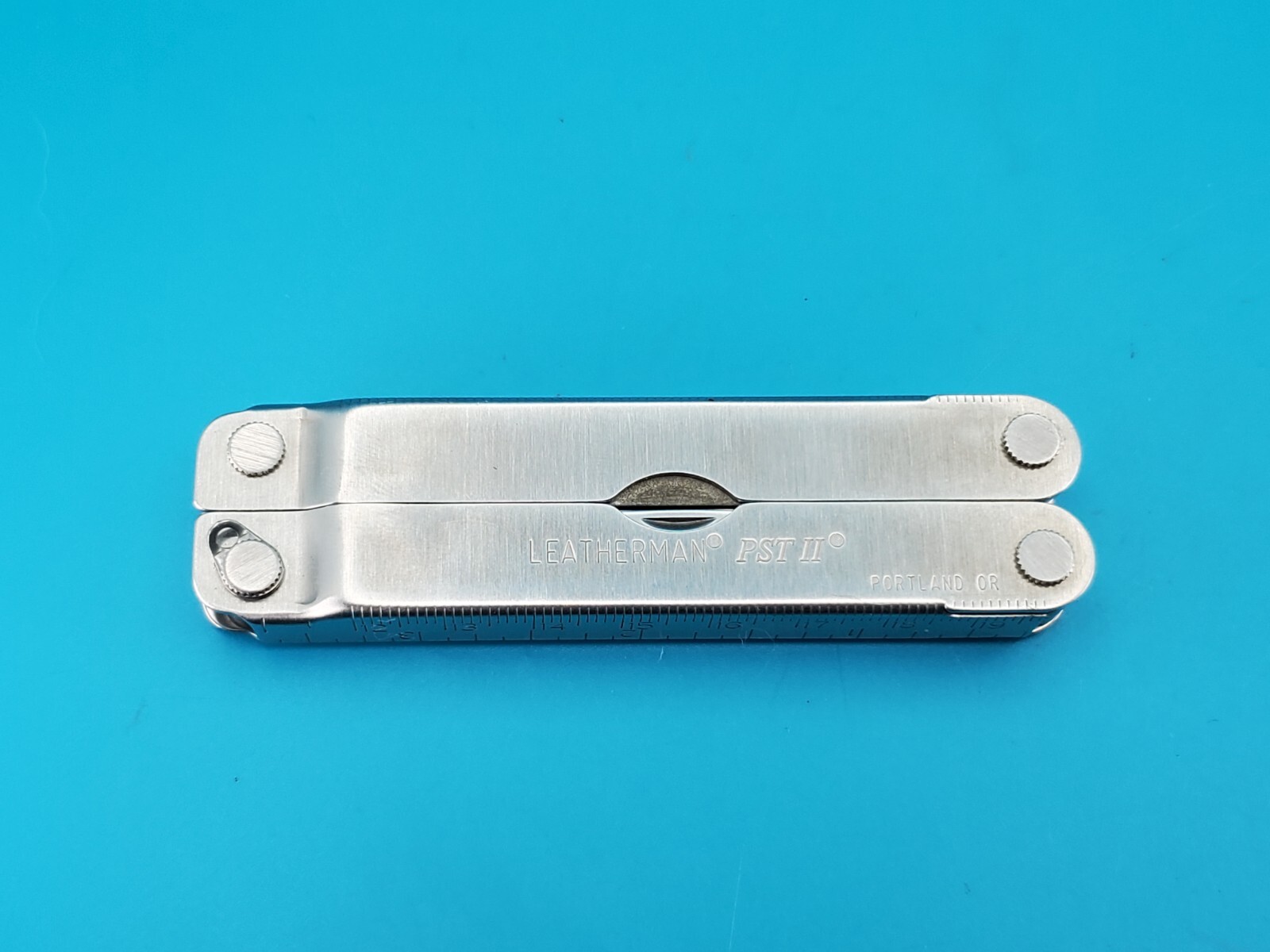 Leatherman PST 2 Multi Tool! 05/01 date stamp! Fast Shipping!