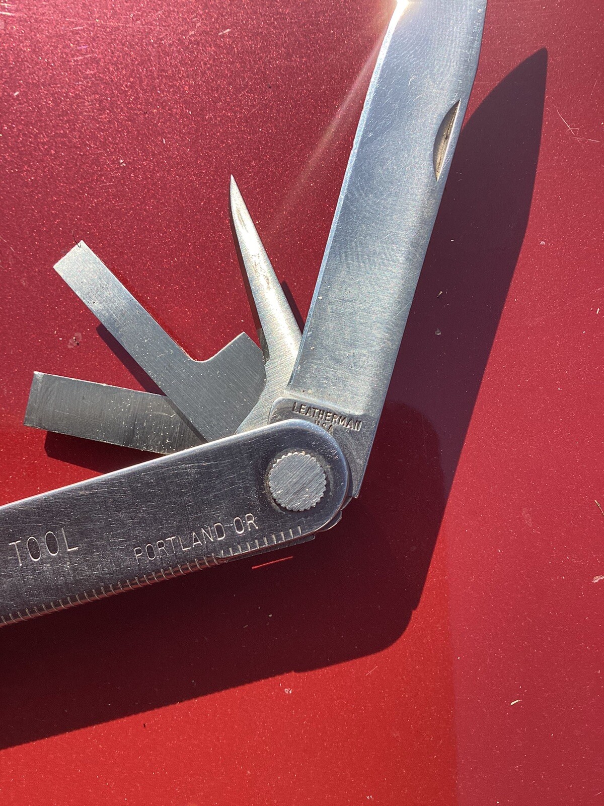 Vintage Original Leatherman TM 1325473 Multi Tool With Leather Sheath