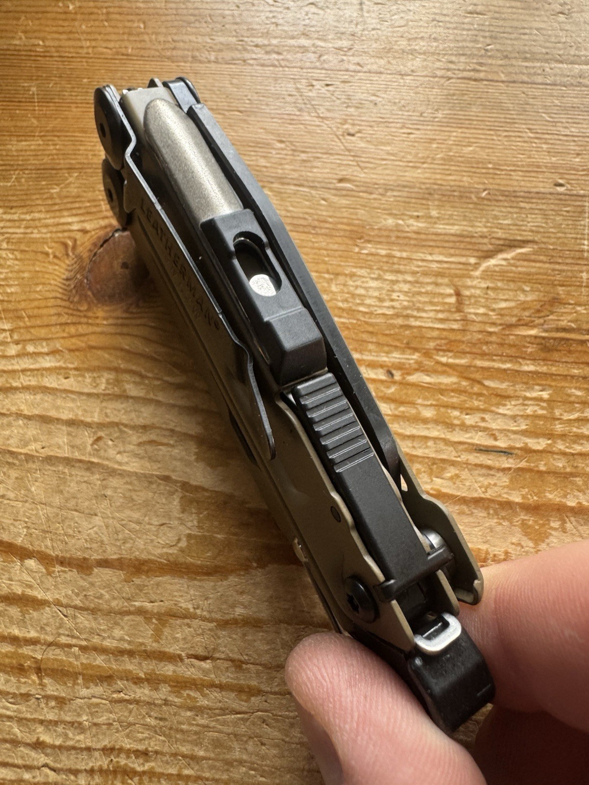 Leatherman Signal Multitool Coyote Tan Black Oxide – Factory Replacement NEW