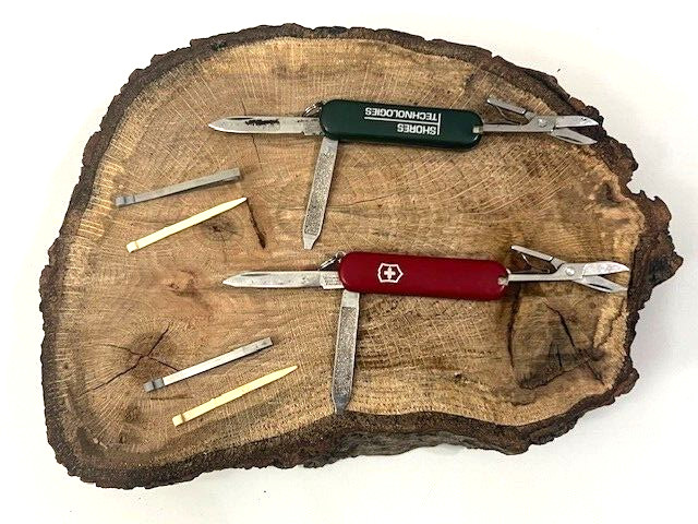 Lot of 2 Victorinox SWISS Army RED & GREEN Small Multi TOOLS Pocket Knife -Great