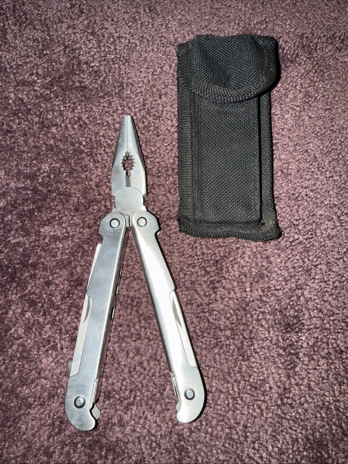 Multi-Tool Pocket Knife – Silver