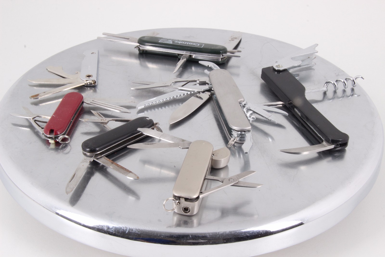 LOT OF 7 POCKET KNIVES & WINE OPENERS 2205B