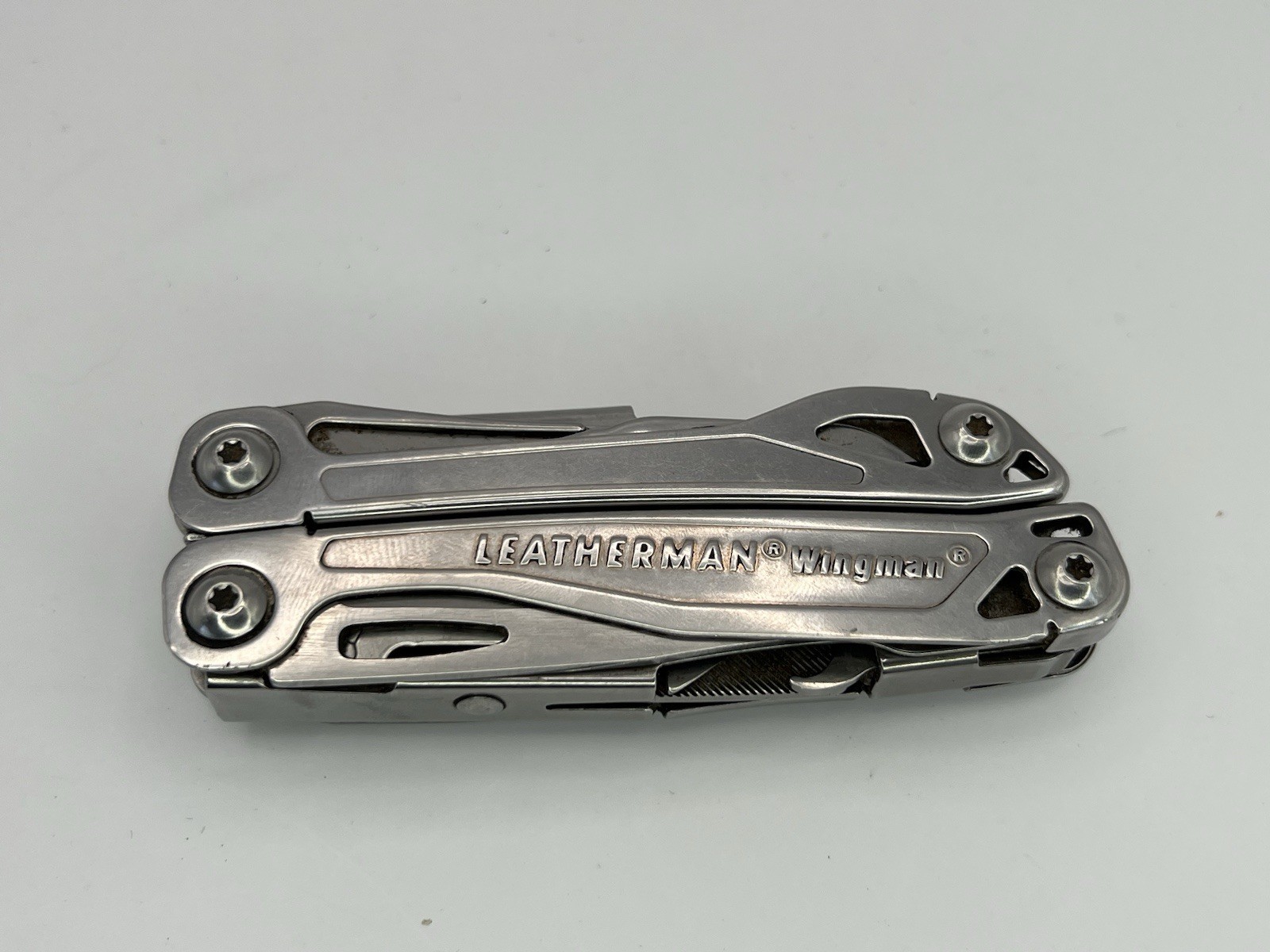 Leatherman Wingman 14 Tools Multi-Tool – Stainless Steel