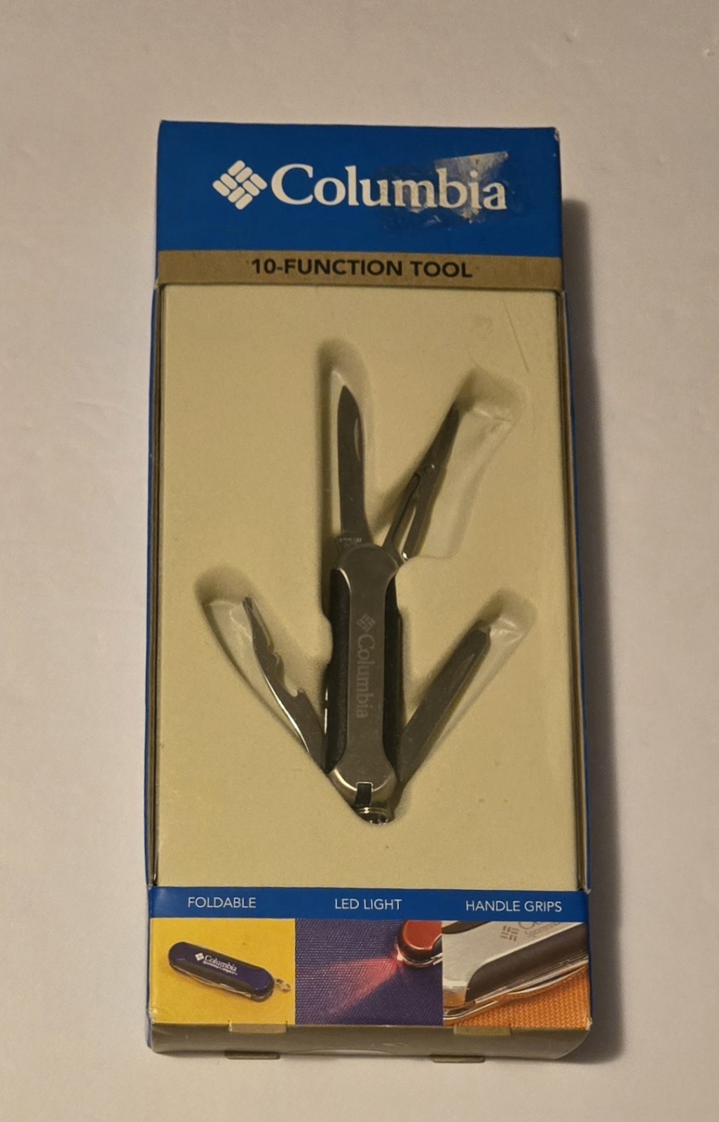 Columbia 10-Function Tool- Knife, Scissors, LED Light, etc. Brand New