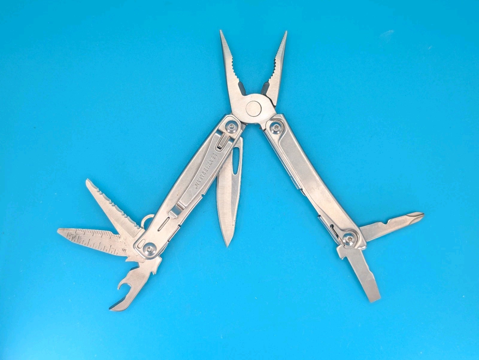 Leatherman Bolster 13 Tool Stainless Steel Multi-Tool! With Sheath!