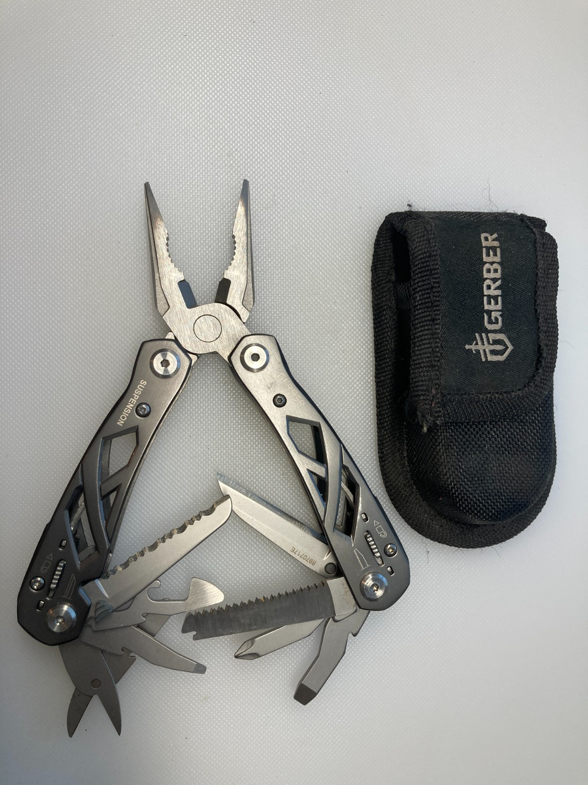 Gerber Suspension Stainless Steel Multi-Tool Airport w/Sheath (C)