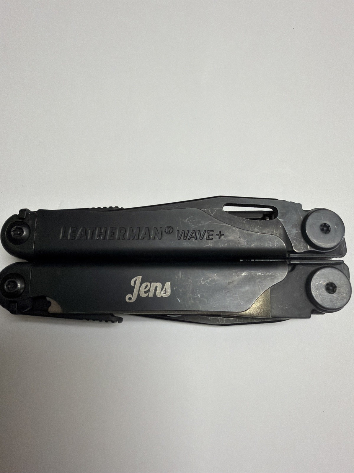 Leatherman Wave+ Plus 18-In-1 Black Oxide Multi-Tool Pliers 1-hand open w Sheath