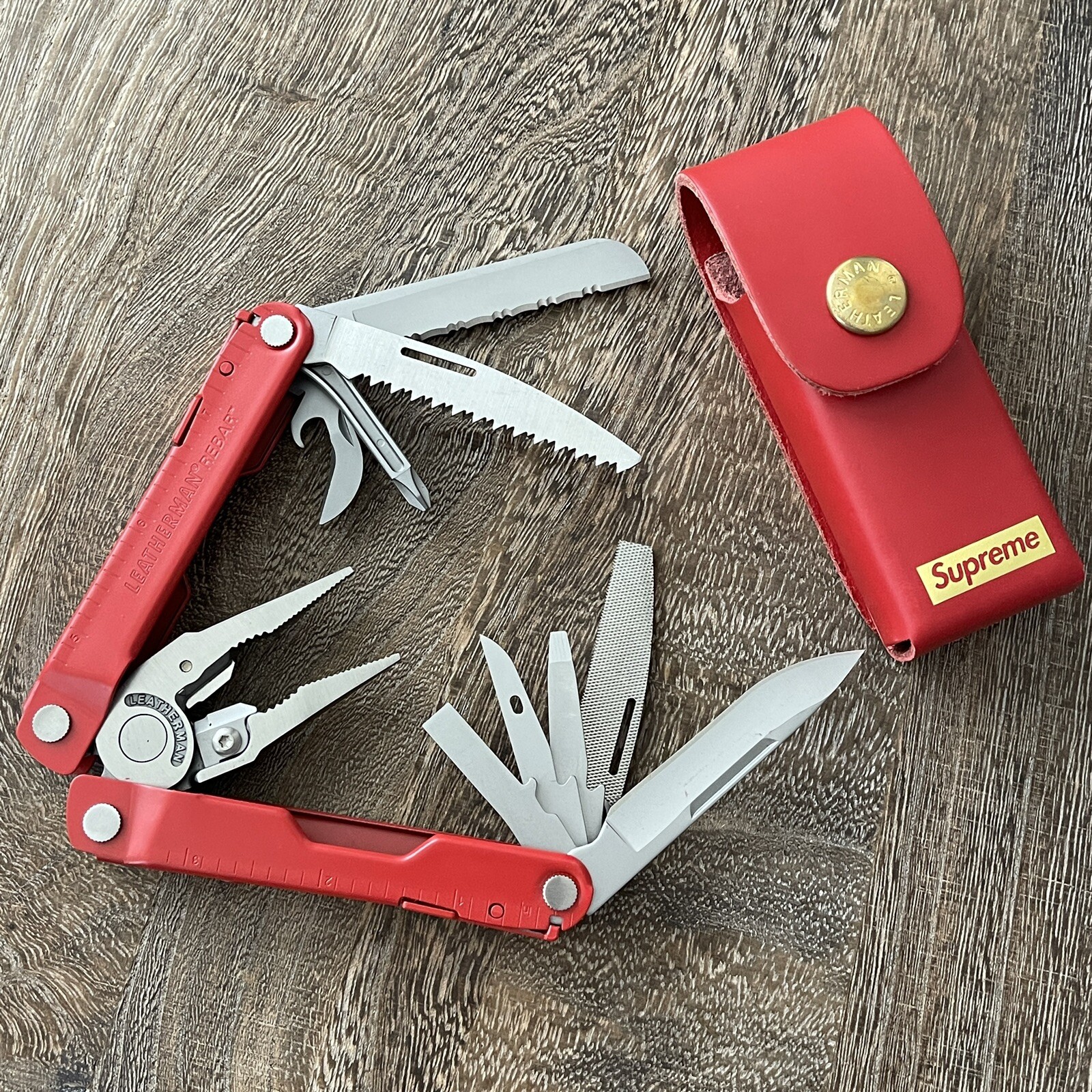 Limited Edition Leatherman Rebar Supreme Red & Squirt PS4 Supreme multi tools