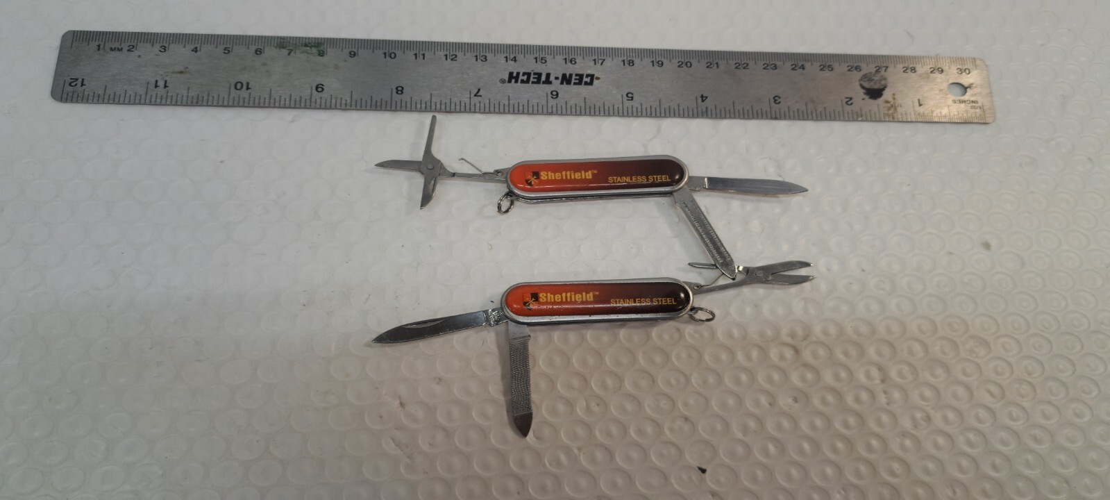 LOT of 2 Sheffield small keychain Multi Tools