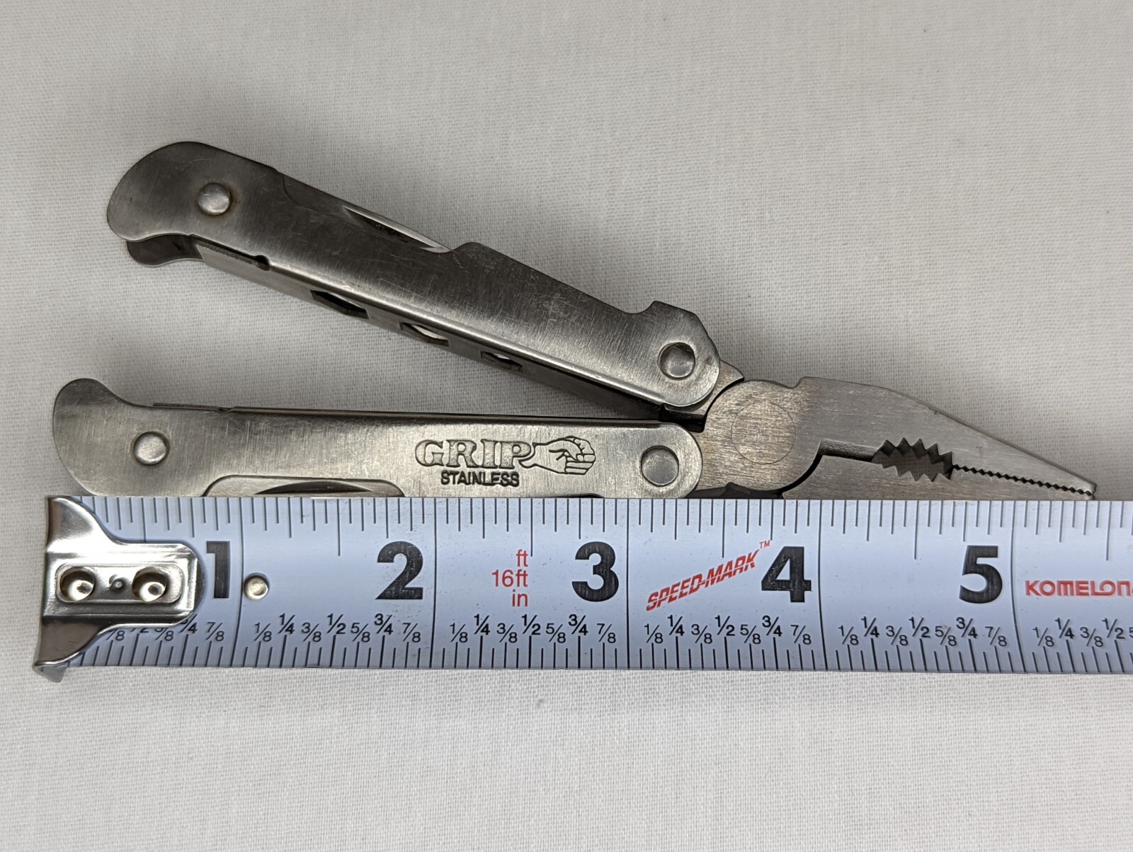 Grip Stainless Multi Tool Pliers, Knife, Bottle Opener, Philips Screwdriver