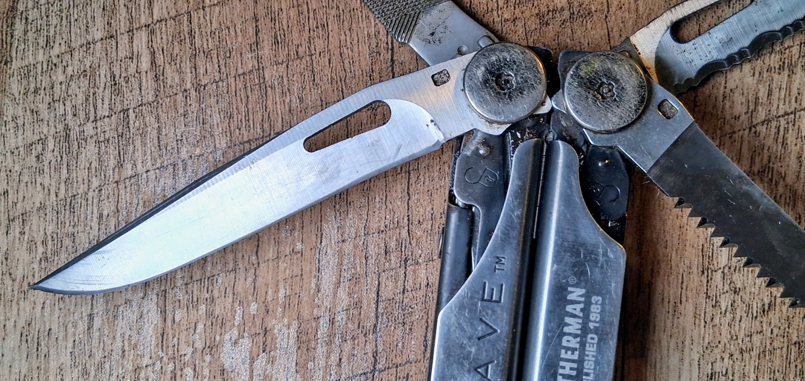 Leatherman Wave 20TH Anniversary Limited Edition Year 2002 RARE + Sheath