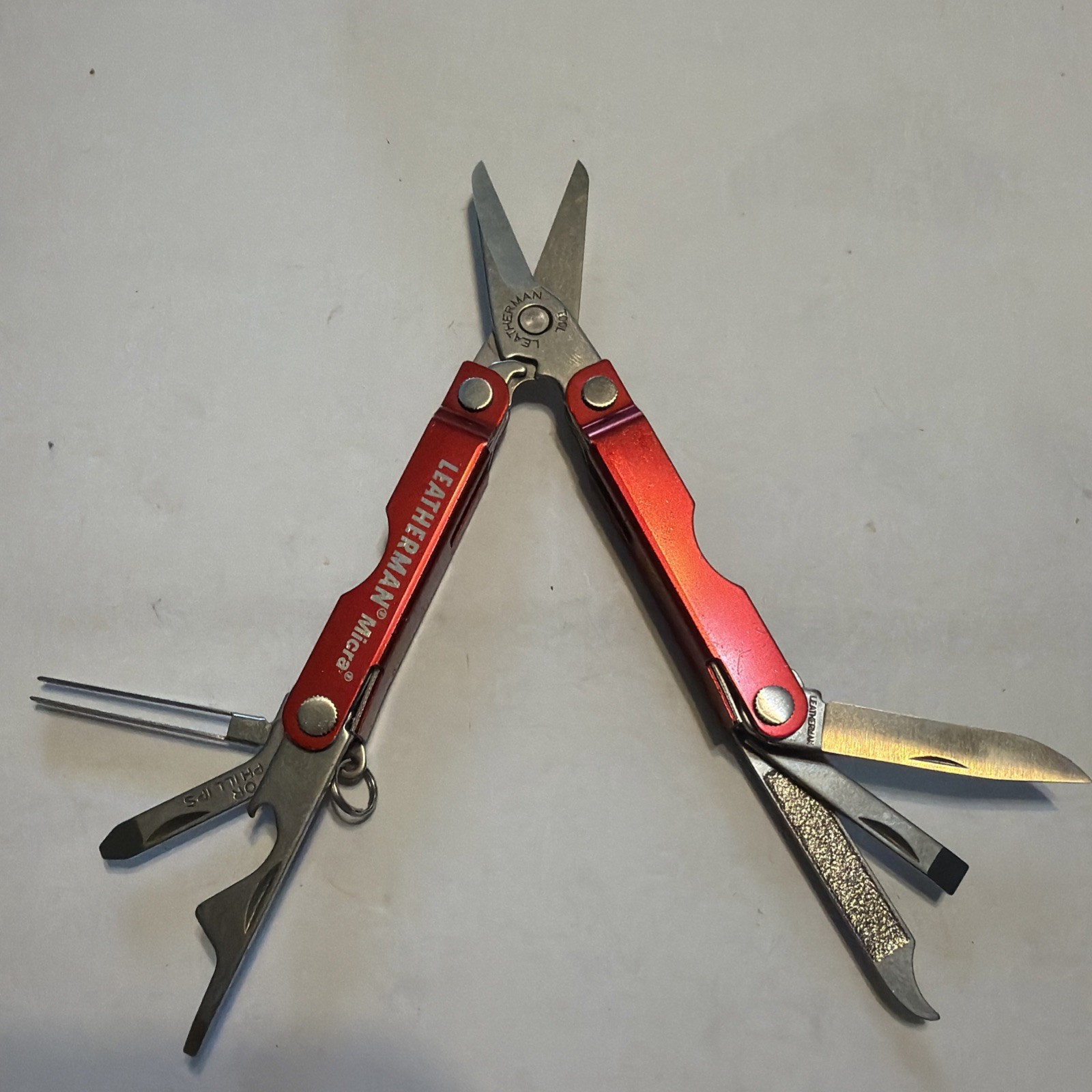 Leatherman Micra Multi-Tool, Knife, Scissors, Key Ring, Red , Stainless.