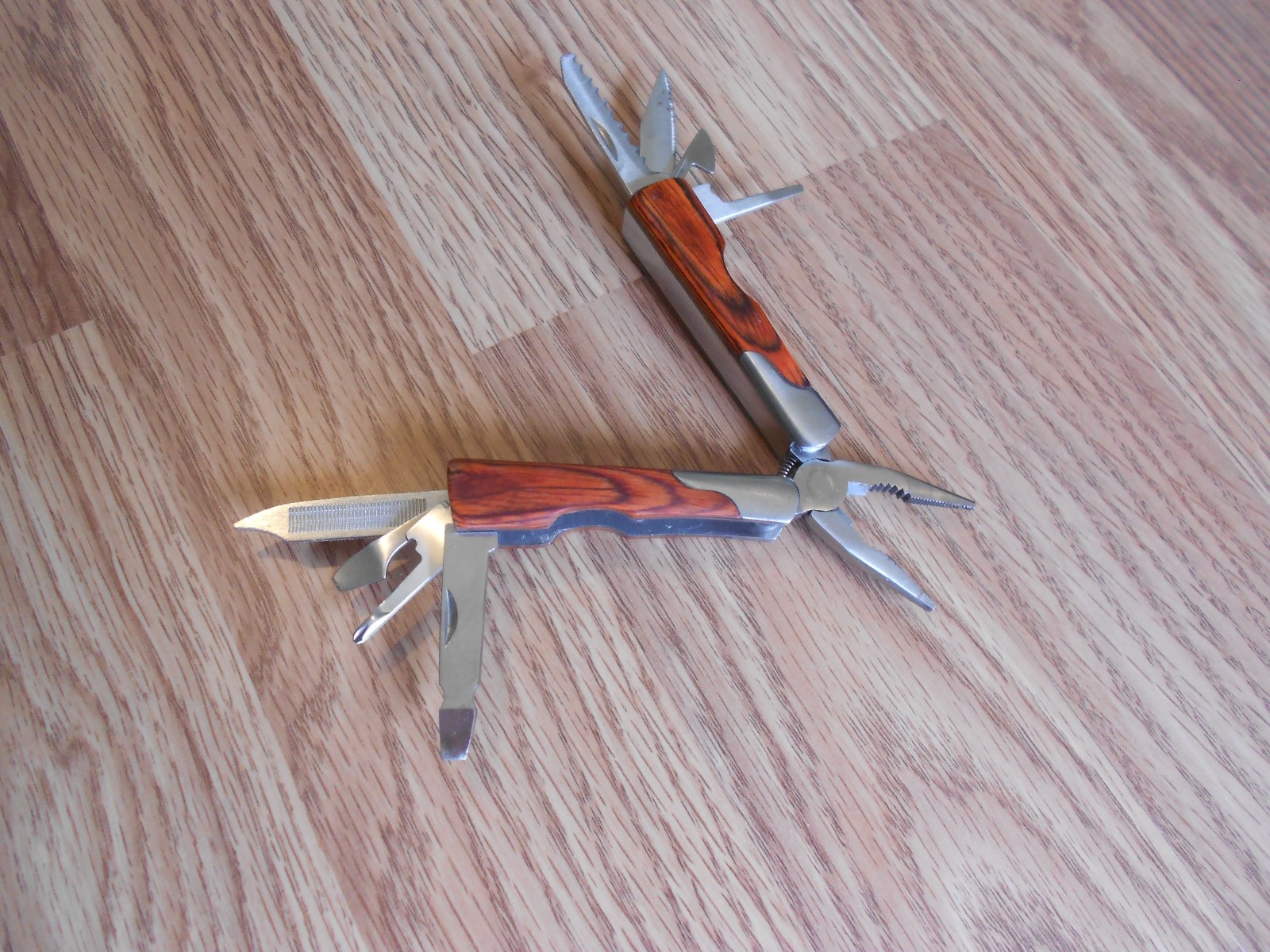 Sheffield 9 In 1 Wood Grain Handle Multi Tool Knife Made By Sheffield 9 In 1