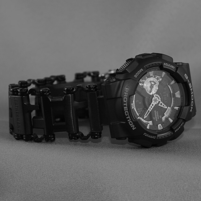 Link- watch adapter compatible with ***LEATHERMAN TREAD / TREAD LT***- Black DLC