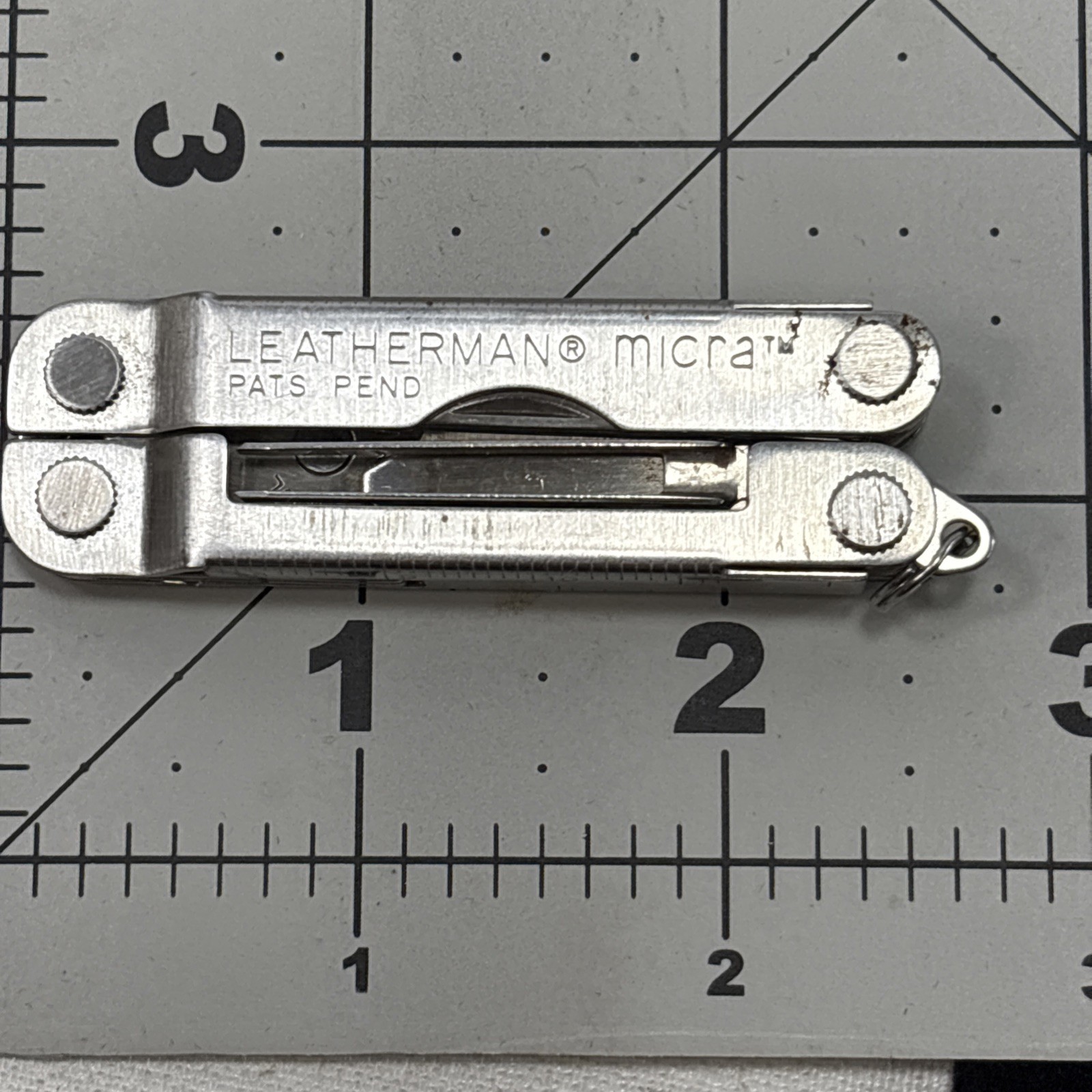 Leatherman Micra Keychain Multi-Tool Knife Scissors Stainless Steel Pat Pend
