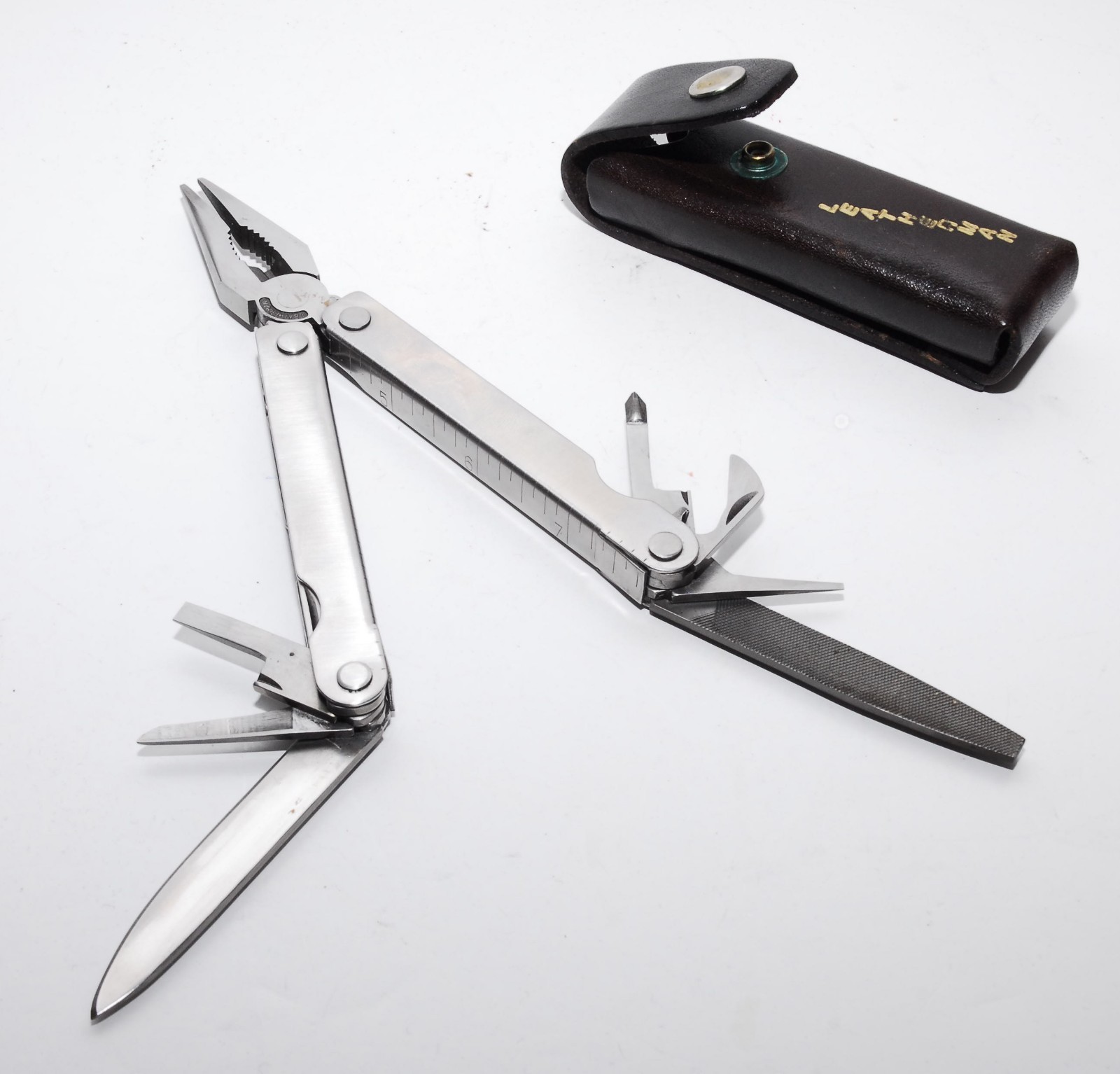 Genuine Leatherman Tool With Case Nice Pre-Owned USA