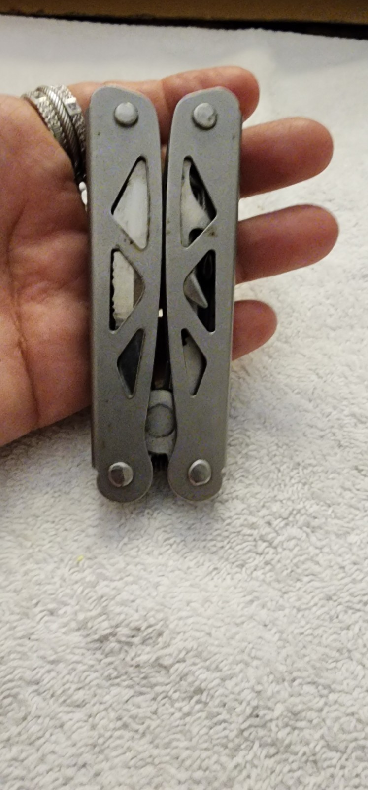 sheffield Multi Tool knife