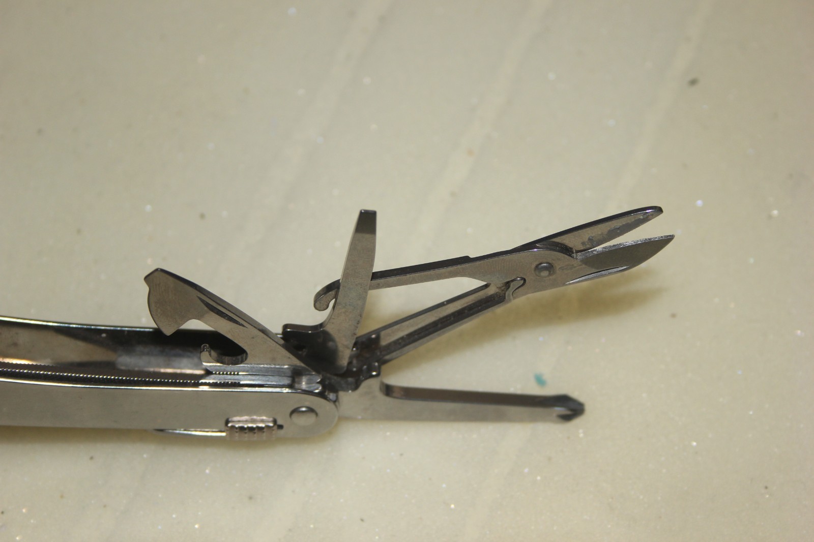 Victorinox Swiss Tool Spirit MX? XBS ? Multitool, leather case, vintage?