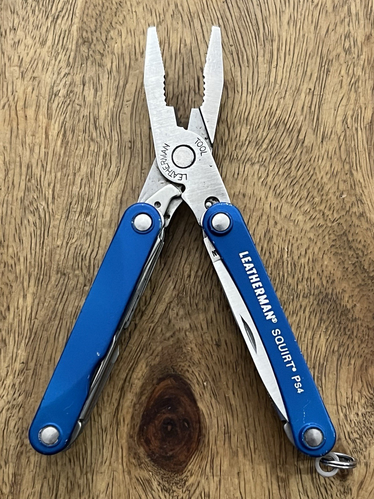 RETIRED Leatherman Squirt PS4 MultiTool Black DISCONTINUED SUPER NICE!