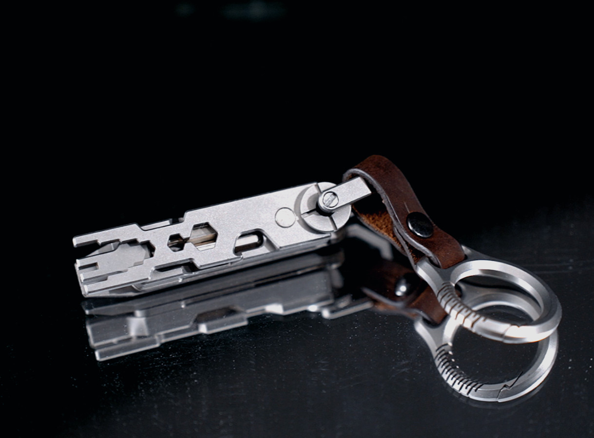 JOAT- EDC Gr5 Titanium Multi-Tool Hax Wrench Knife Screwdriver Bit Keychain