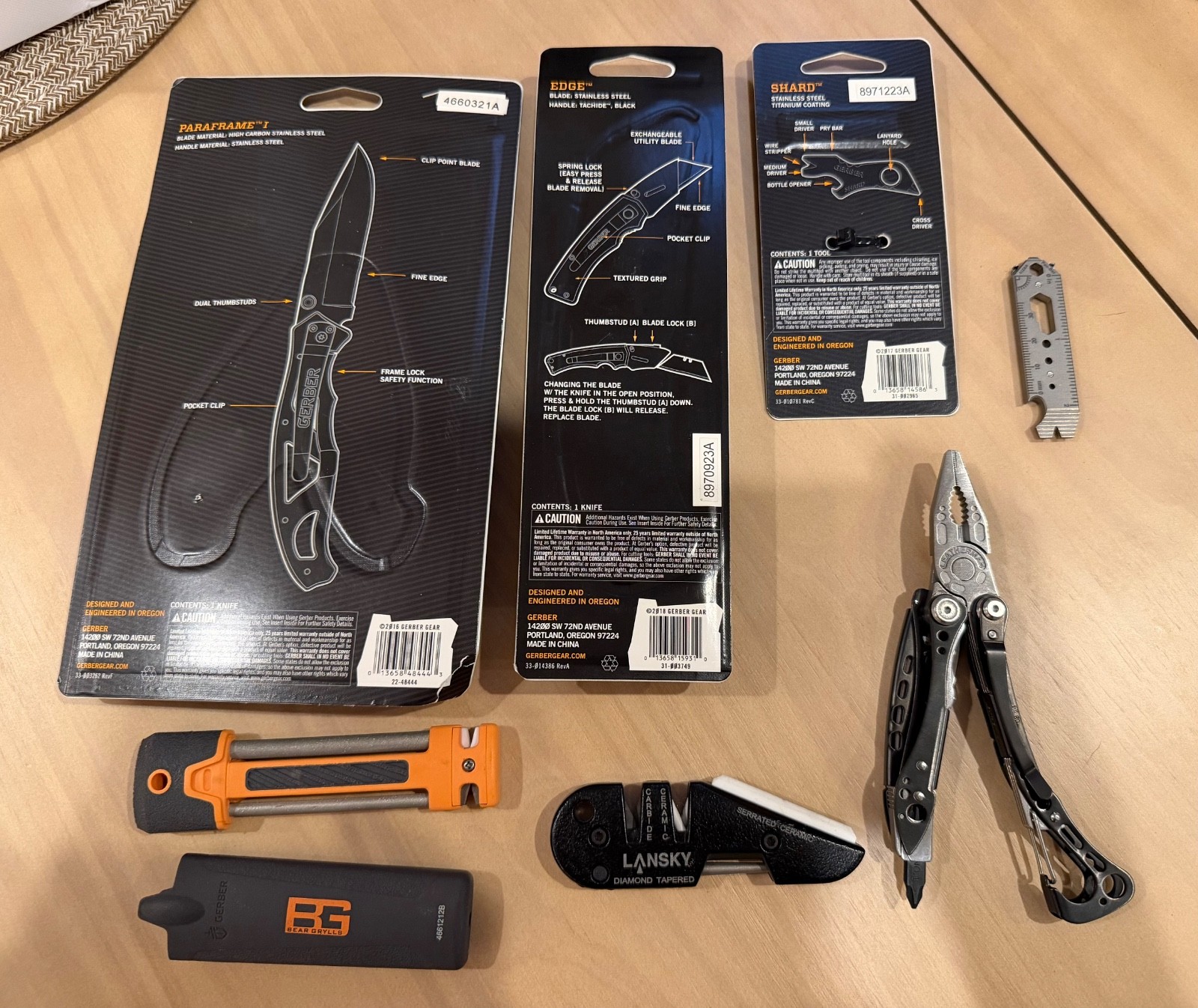 Lot of Gerber Tools (Paraframe, Edge, Shard) + Leatherman Skeletool + Misc Tools