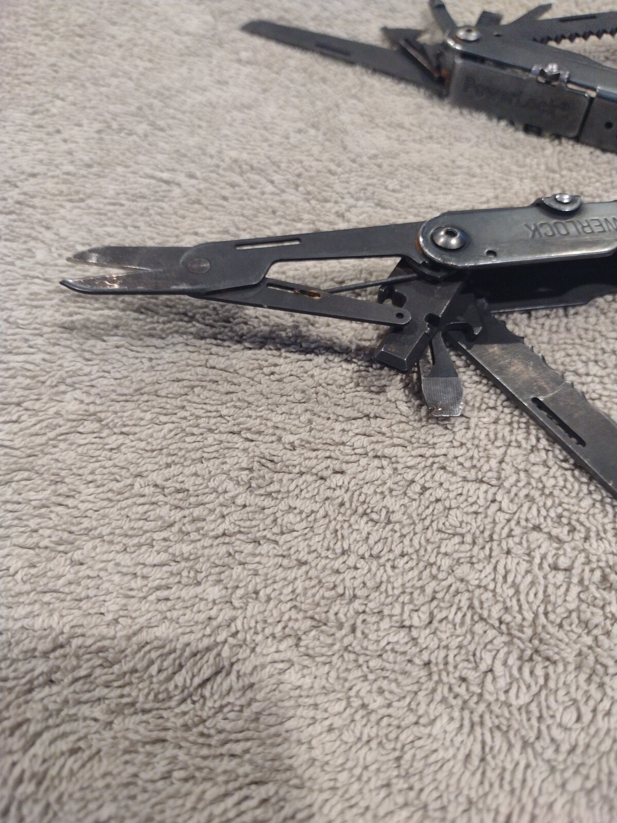 SOG Black Stainless Steel PowerLock Excellent Condition