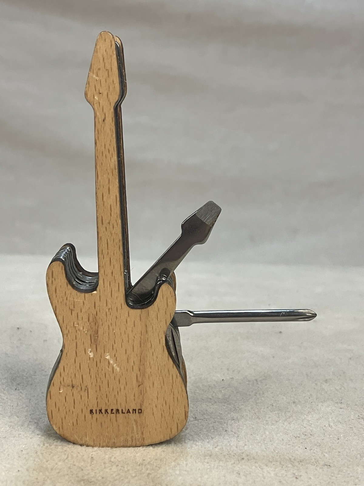 Kikkerland Guitar Multitool