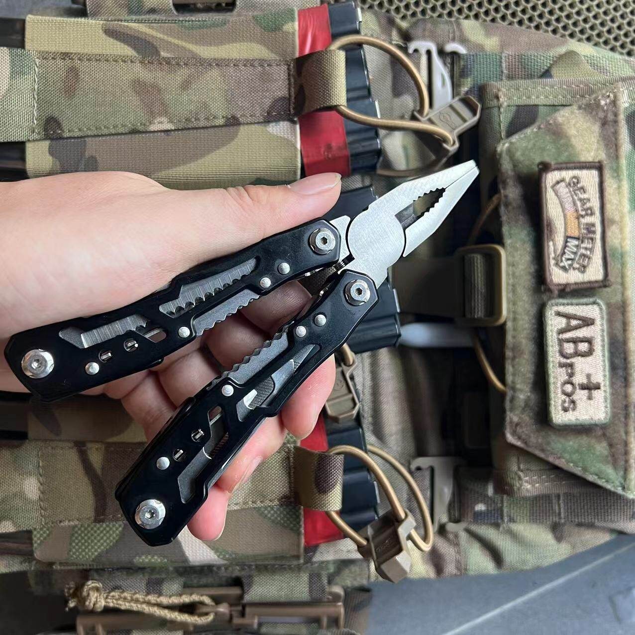 Folding Multi Tool Pliers Portable Pocket EDC Repair Tool for Camping Outdoor