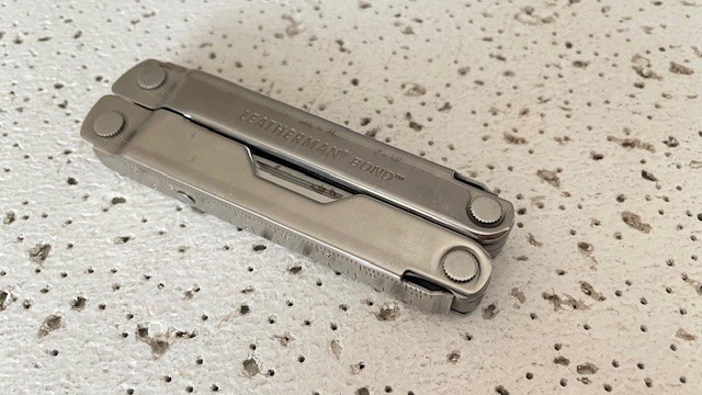 Leatherman BOND Silver Stainless Steel Multi Tool Pliers,Opener Bottle,Nail File