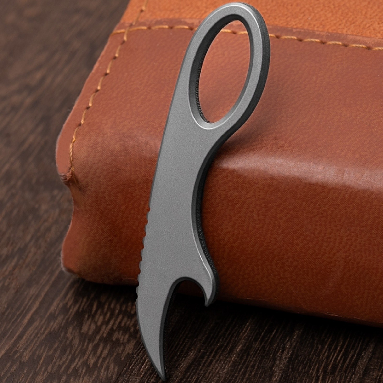 Titanium Alloy Mini EDC Pry Bar Keychain Bottle Opener Pocket Tool Lightweight