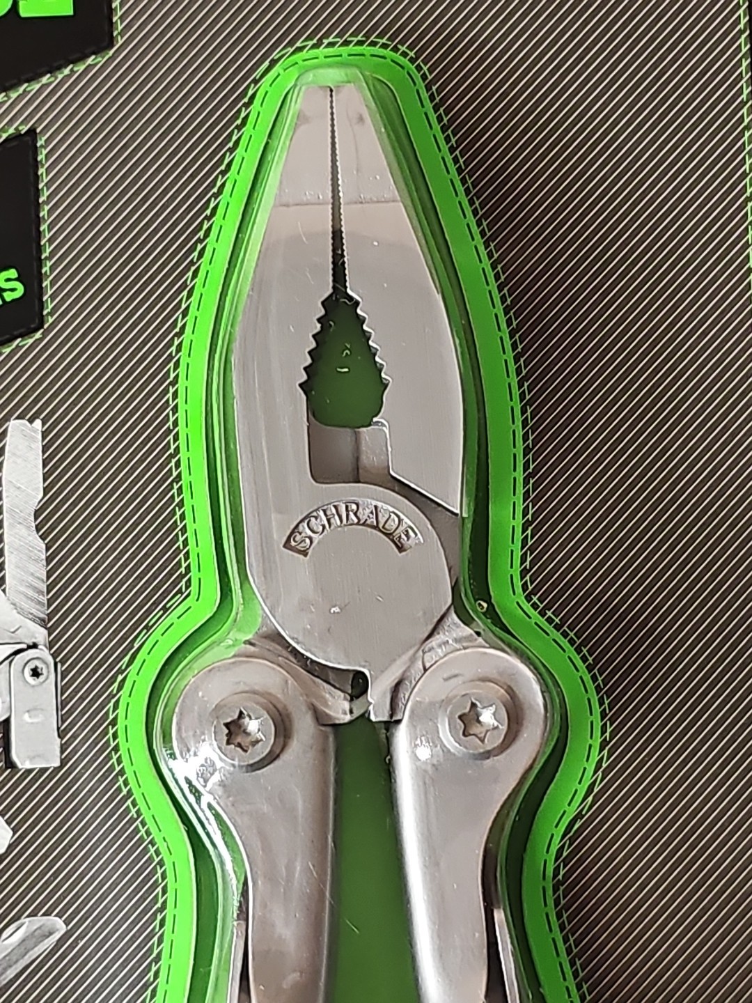 Schrade 21 Function Tough Multi-Tool w/Sheath (ST1NCP)