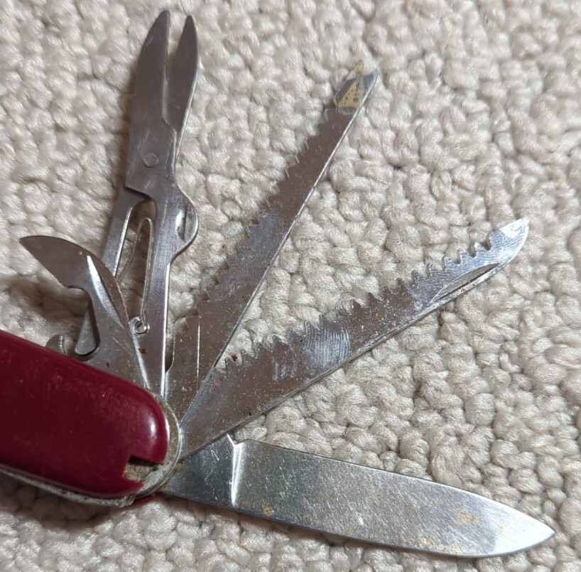 11 In 1 Pocket Knife Multi-Tool 24