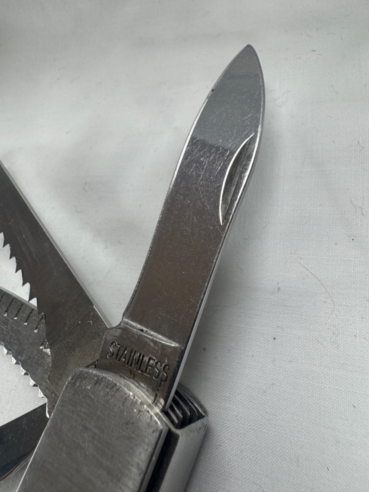 SHEFFIELD CAMPER MULTI TOOL 12-IN-1