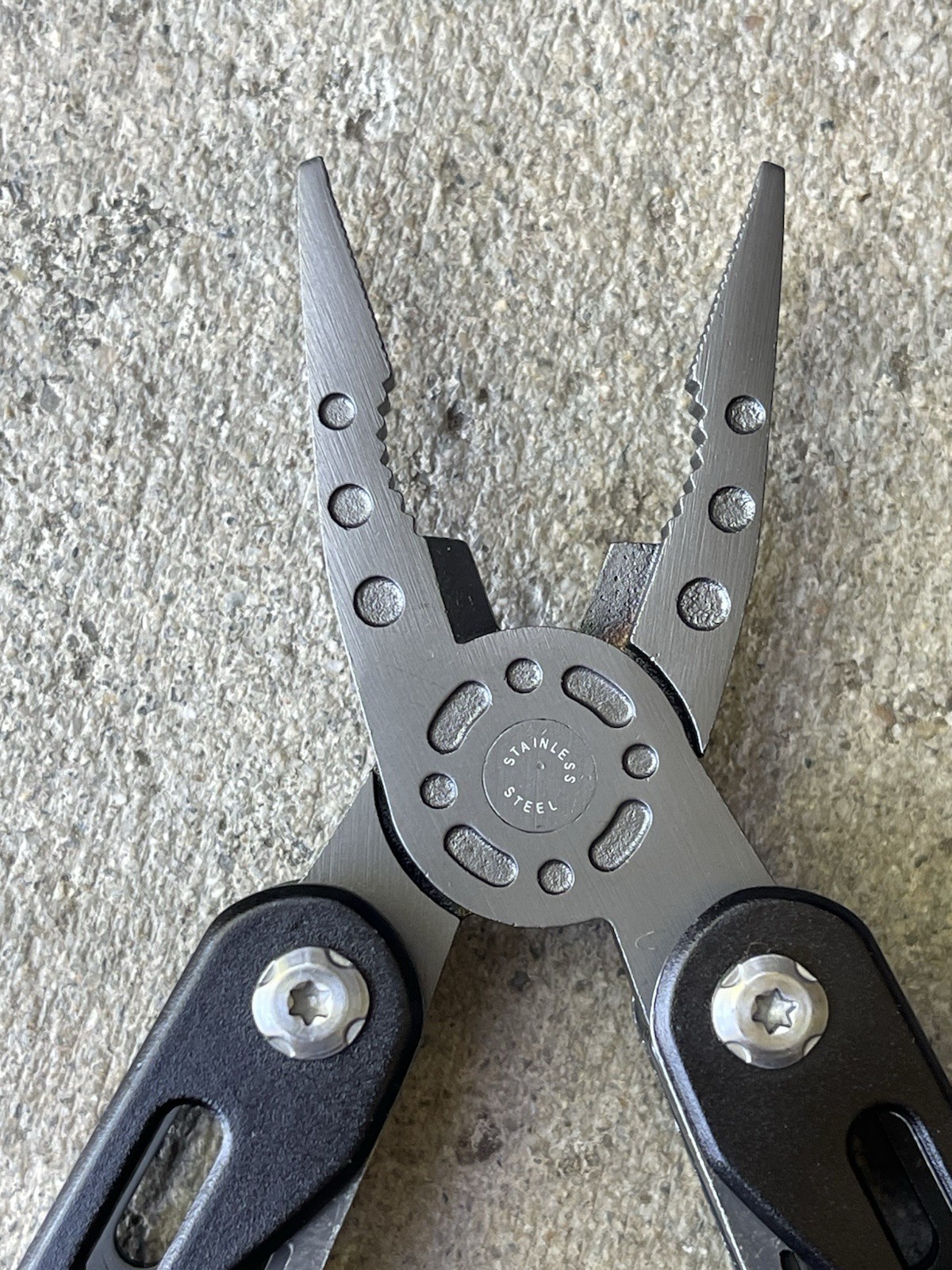 BC Basecamp Multi Mate Multi Tool 13 in 1 Stainless Steel Black BC7804 Multitool