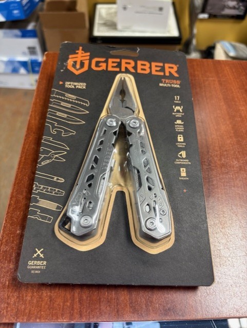 Gerber Truss Multi-Tool 17 Tools Sheath Screwdriver Saw Glass Breaker Pliers
