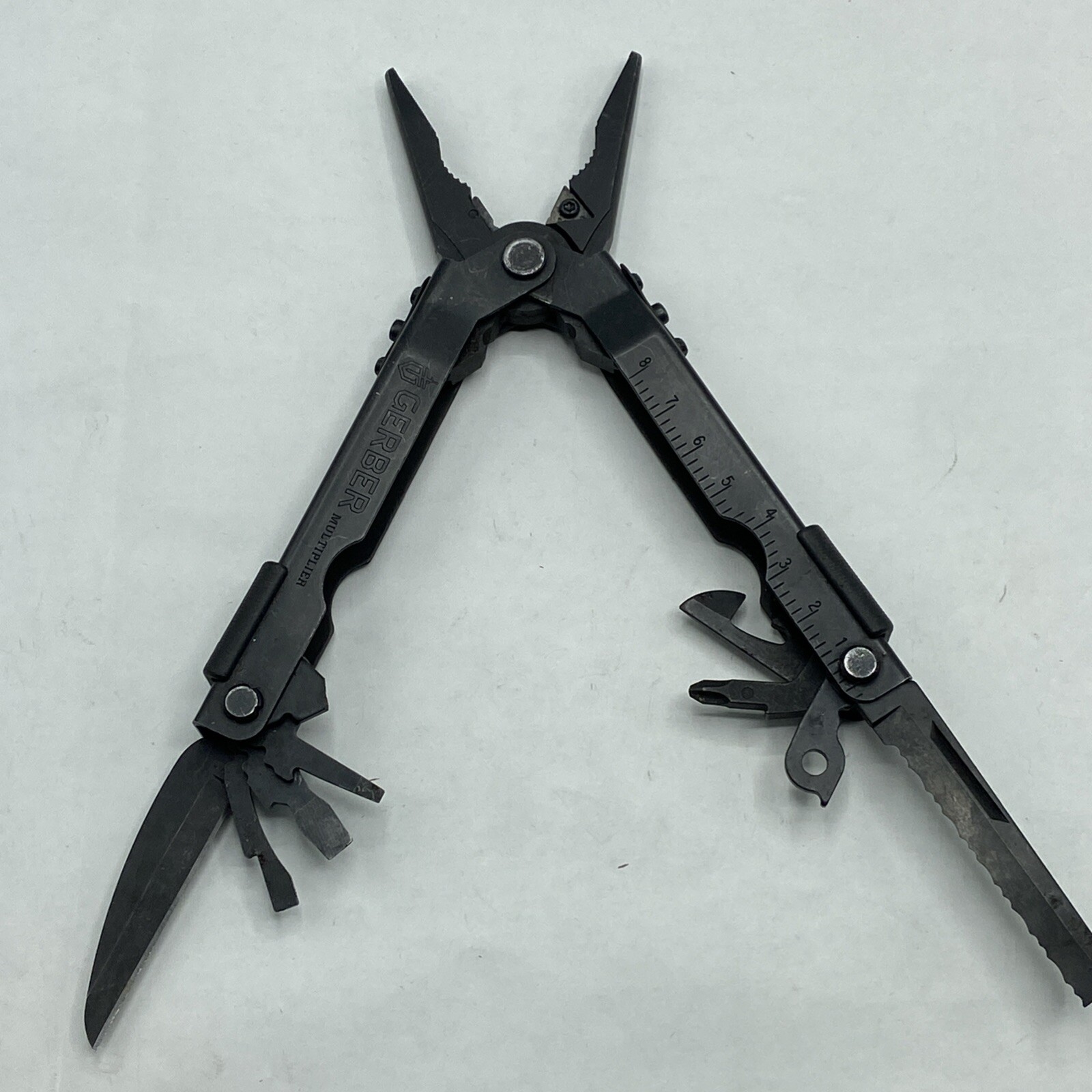 Gerber MP 600, Carbide Cutters, Needlenose – Black
