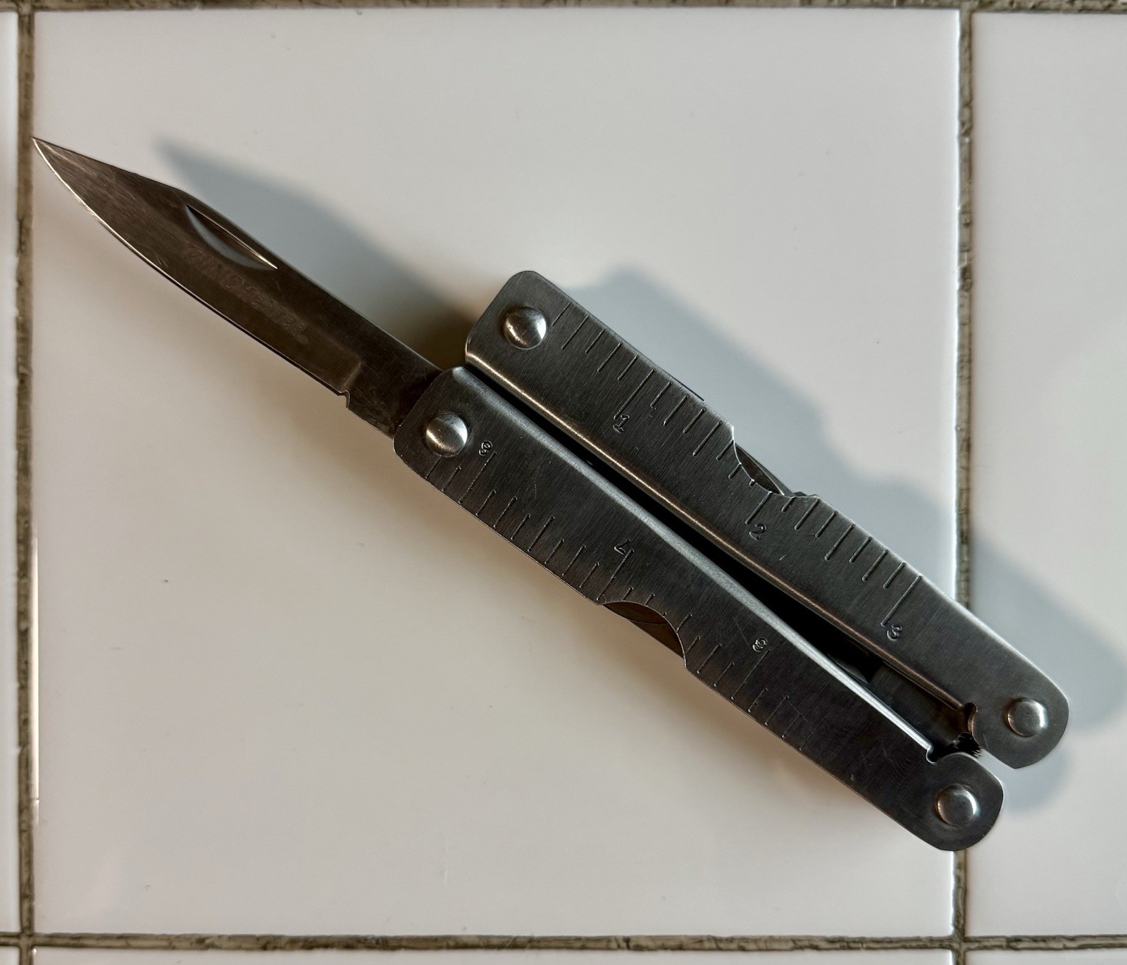 WINCHESTER MULTI-TOOL (Stainless Steel & Cloth Case) 10 In 1 Tools-Rugged Built