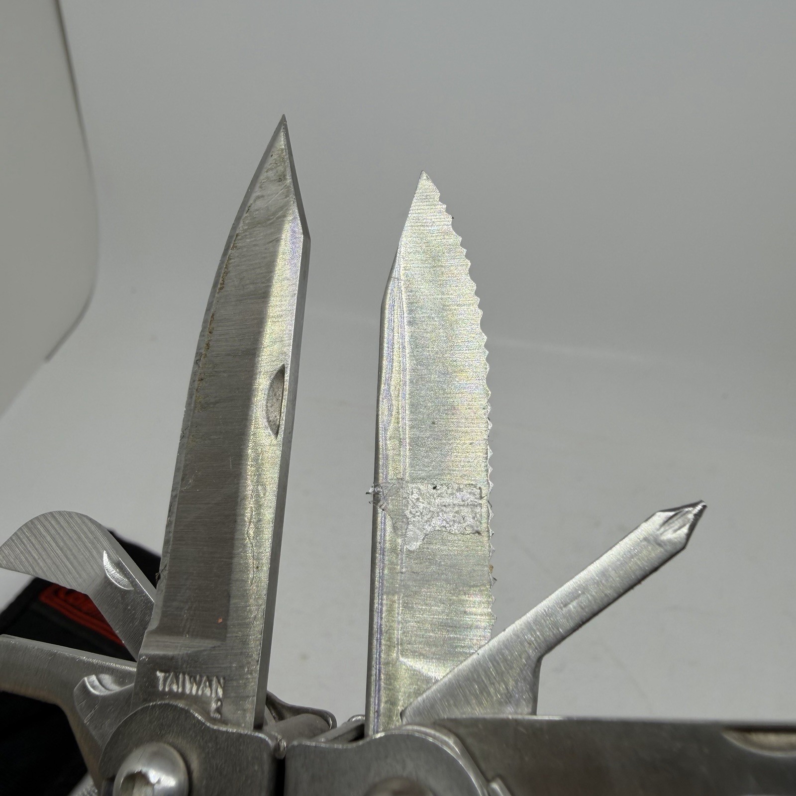 Coleman Pro Lock Folding Multi Tool Used Silver With Case READ