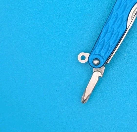 Leatherman Juice CS4 Multi Tool! Retired! COLUMBIA BLUE!