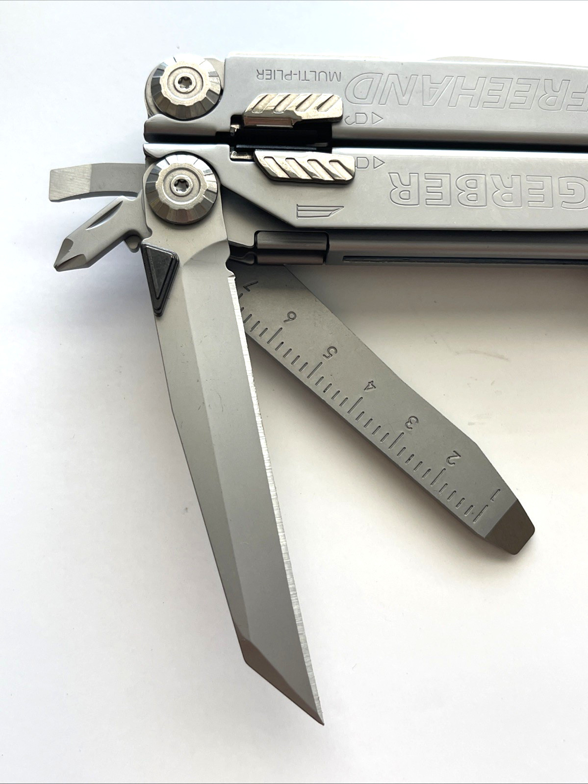 Gerber Freehand Multi-Plier Nylon Sheath Multi-Tool USA